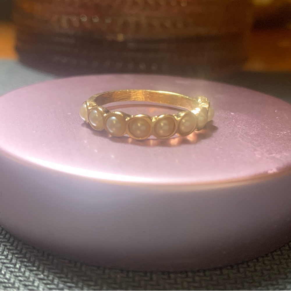 Ring size 6. Can be worn as a mid ring.